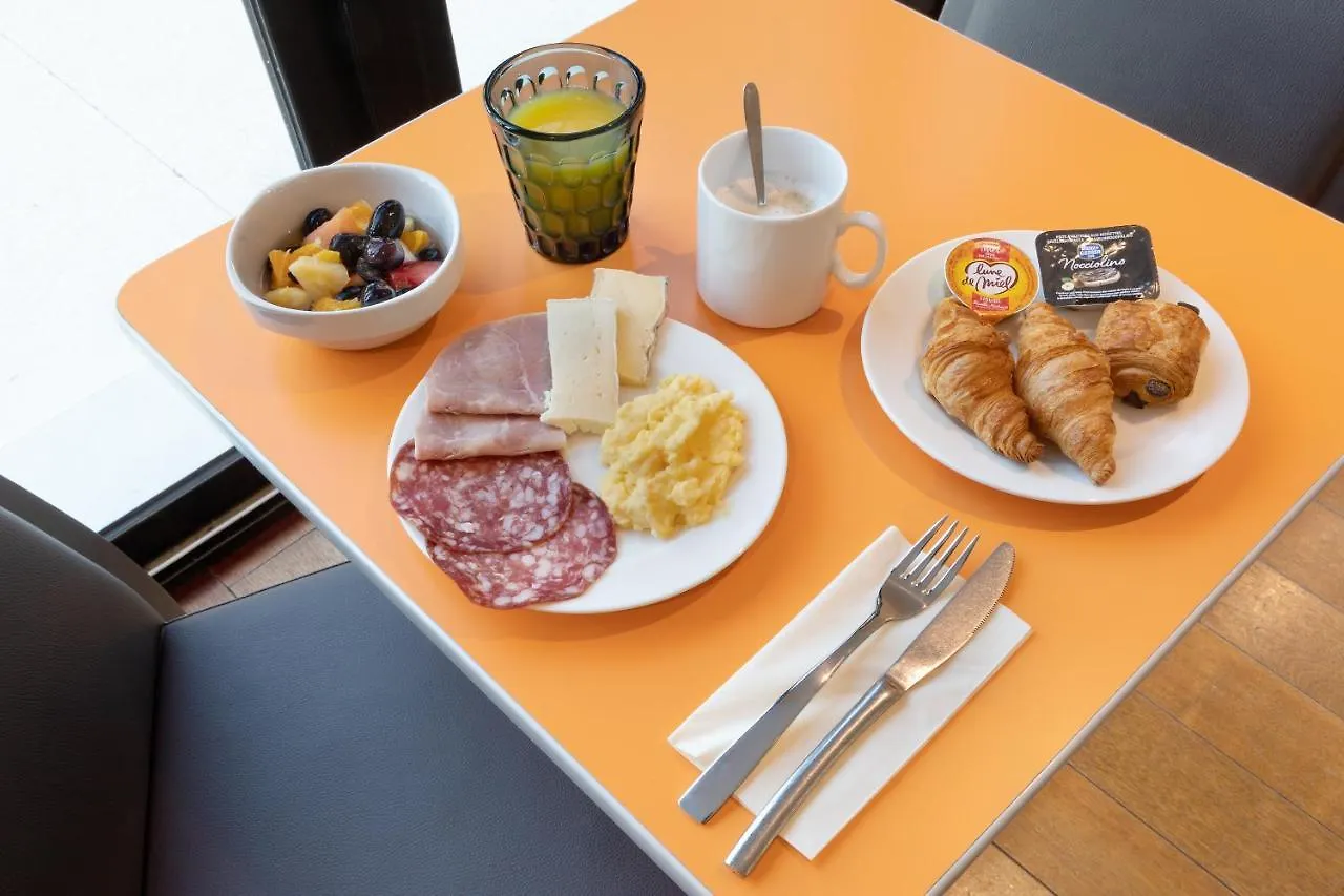 Holiday Inn Express - Marseille Airport, An Ihg Hotel Vitrolles  3*, Vitrolles (Bouches-du-Rhone) Francia