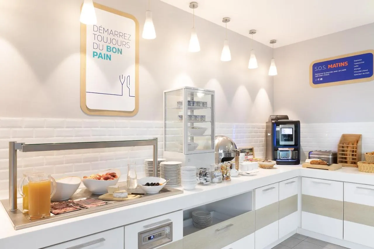 Holiday Inn Express - Marseille Airport, An Ihg Hotel Vitrolles   Vitrolles (Bouches-du-Rhone)