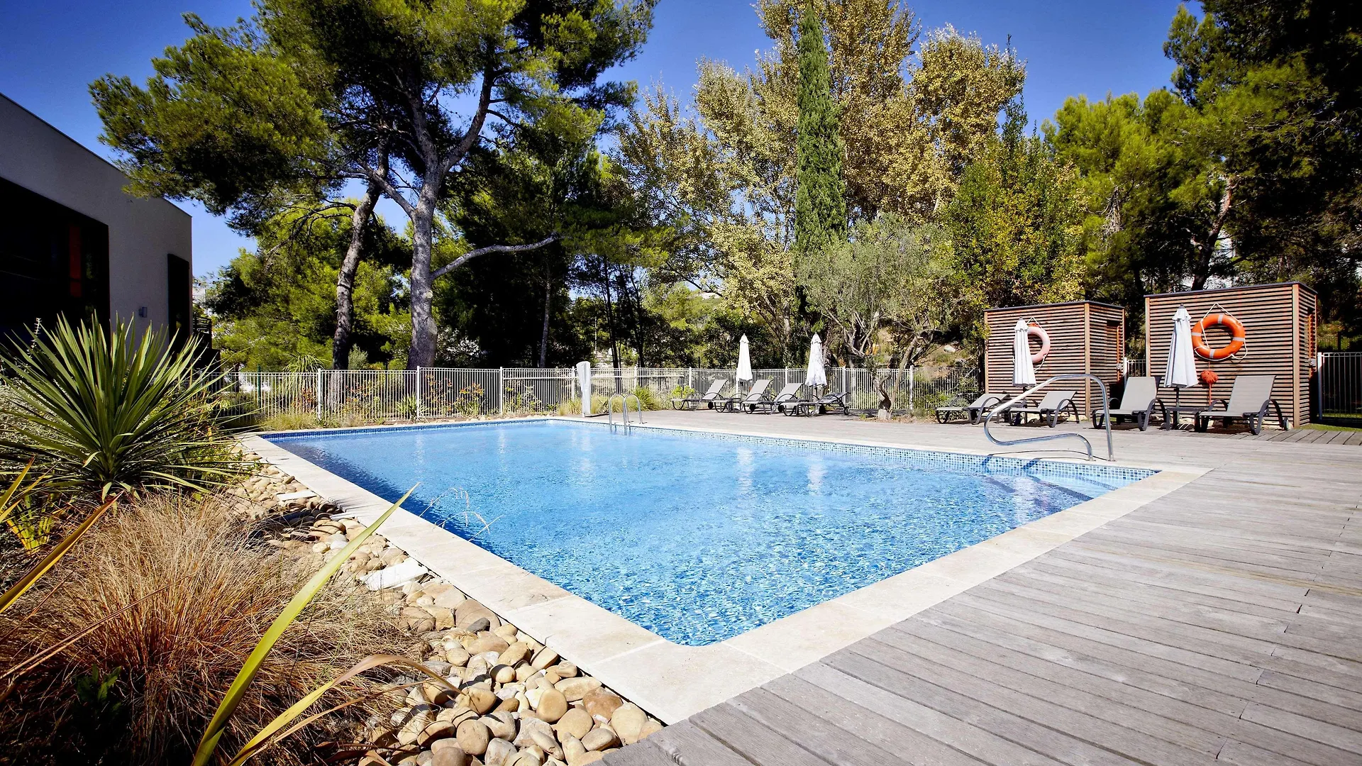Holiday Inn Express - Marseille Airport, An Ihg Hotel Vitrolles