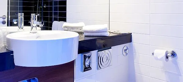 Holiday Inn Express - Marseille Airport, An Ihg Hotel Vitrolles